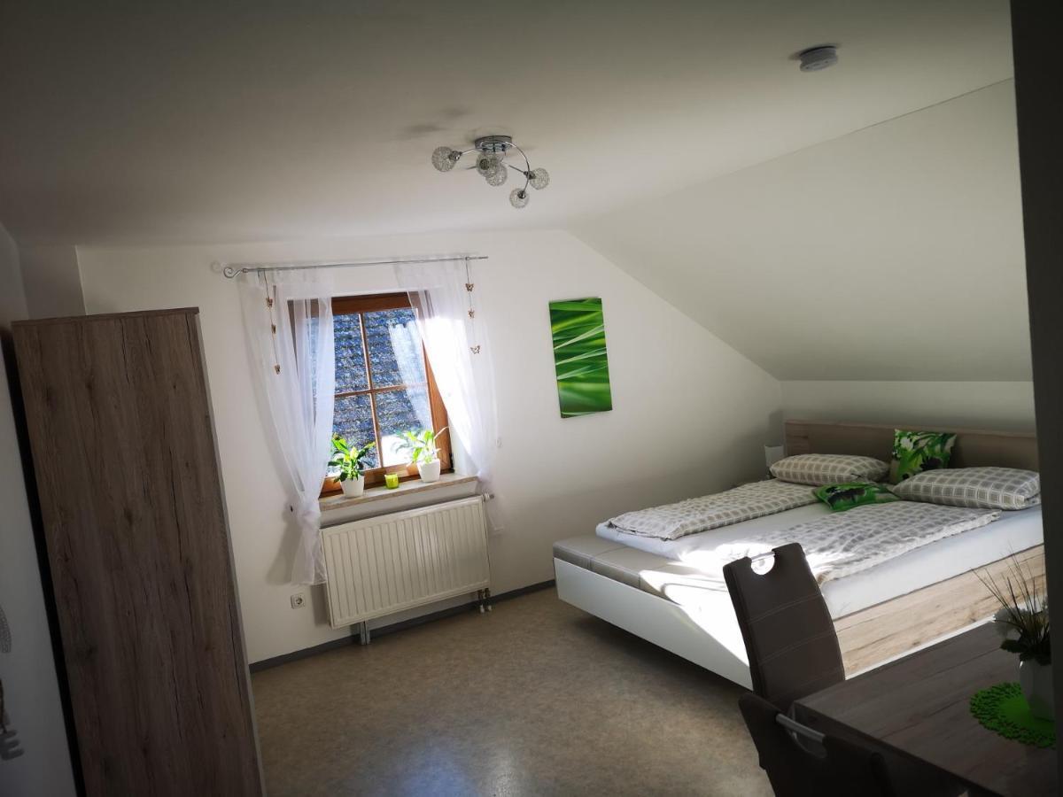 Angeln Am Regen - Angelhof Posl Apartman Nittenau Kültér fotó